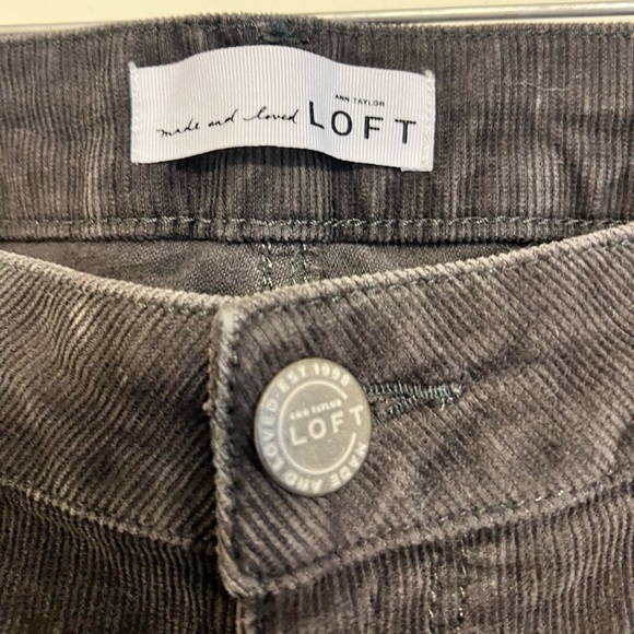 2/$30 Loft - Dark Gray Curvy Skinny Mid Rise Corduroy Pants - Picture 5 of 11